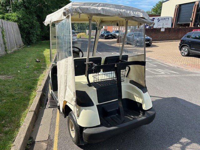 Used petrol Yamaha golf buggy sales