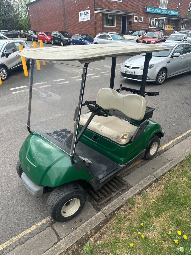 Used petrol Yamaha Drive golf buggy sales